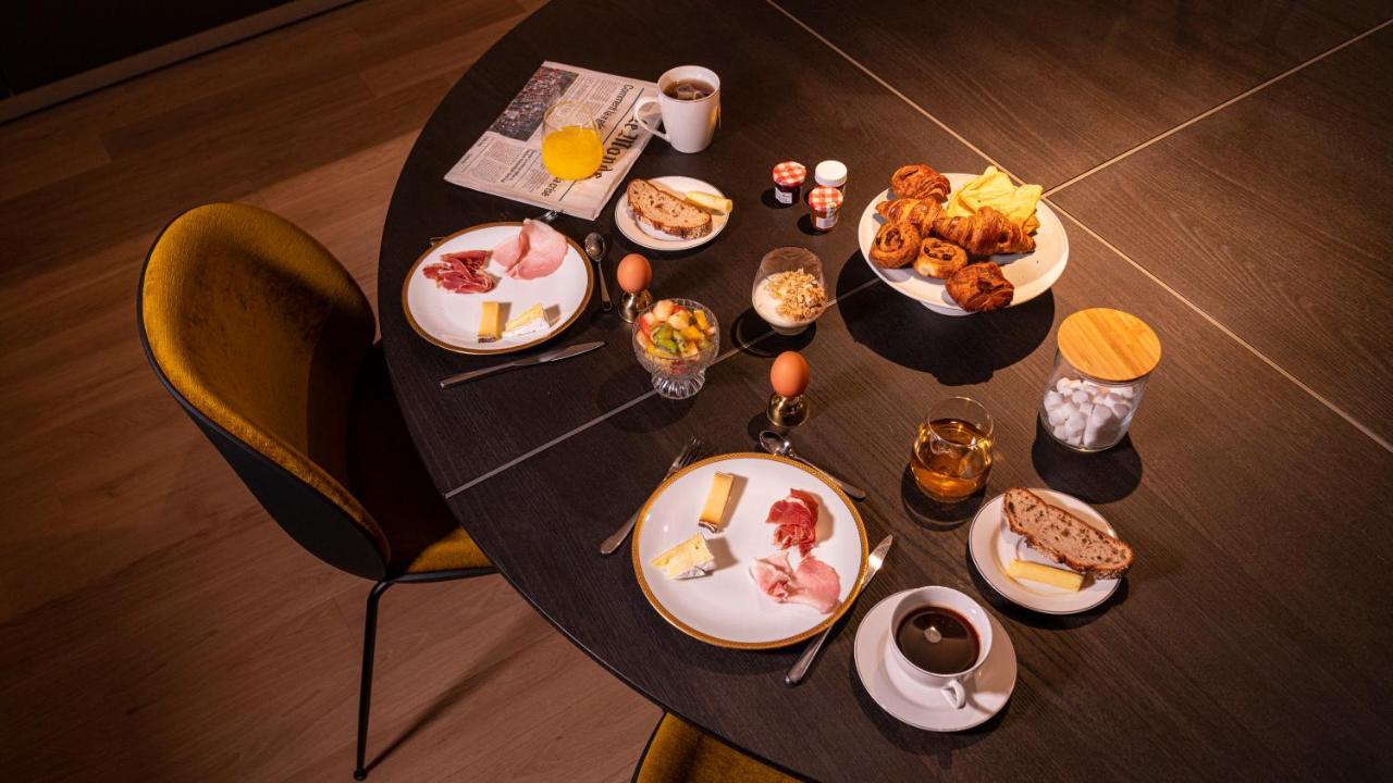 Les Suites 7 Anges - Parking, Vue Cathedrale & Centre Historique แร็งส์ ภายนอก รูปภาพ