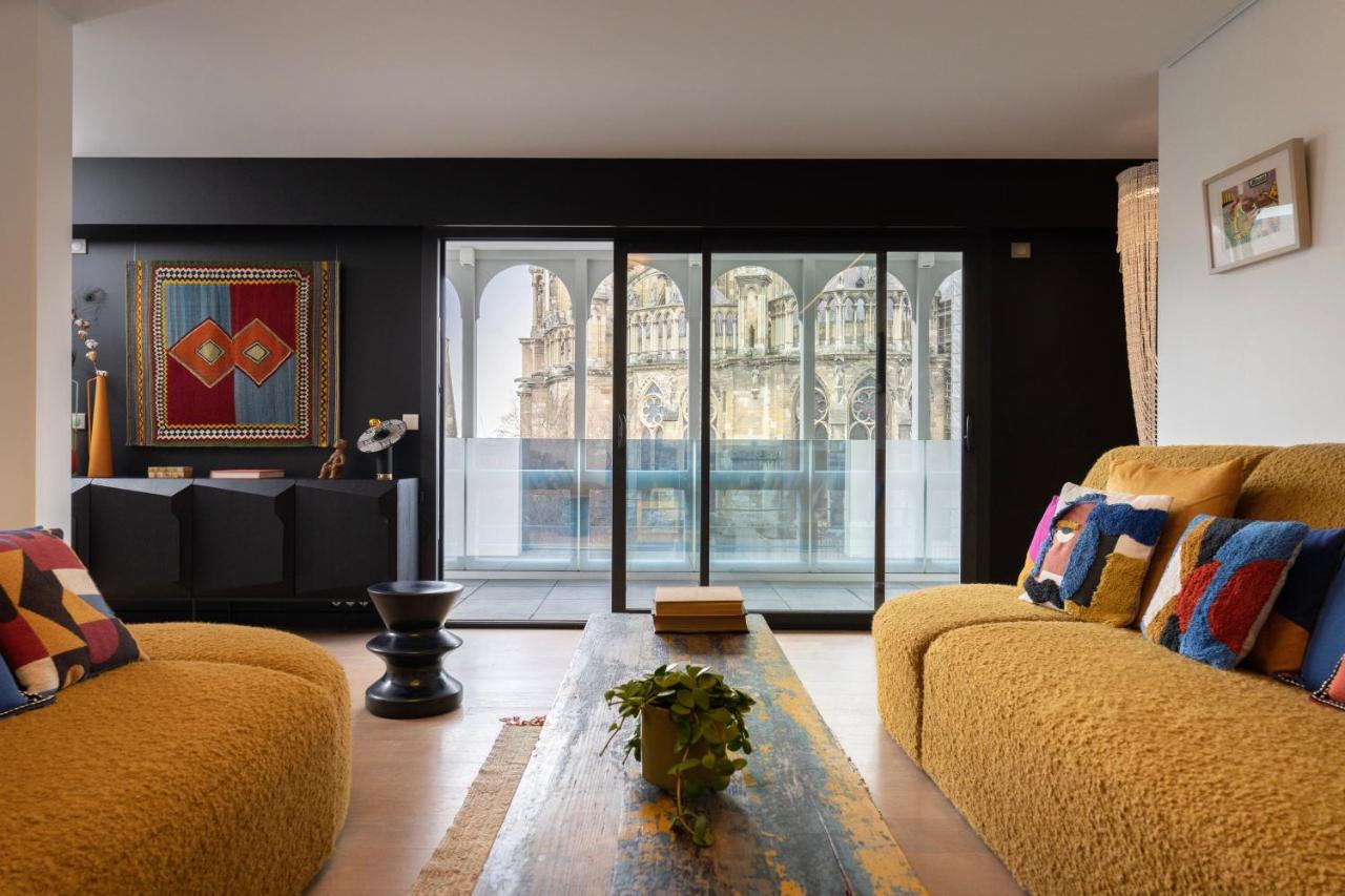 Les Suites 7 Anges - Parking, Vue Cathedrale & Centre Historique แร็งส์ ภายนอก รูปภาพ