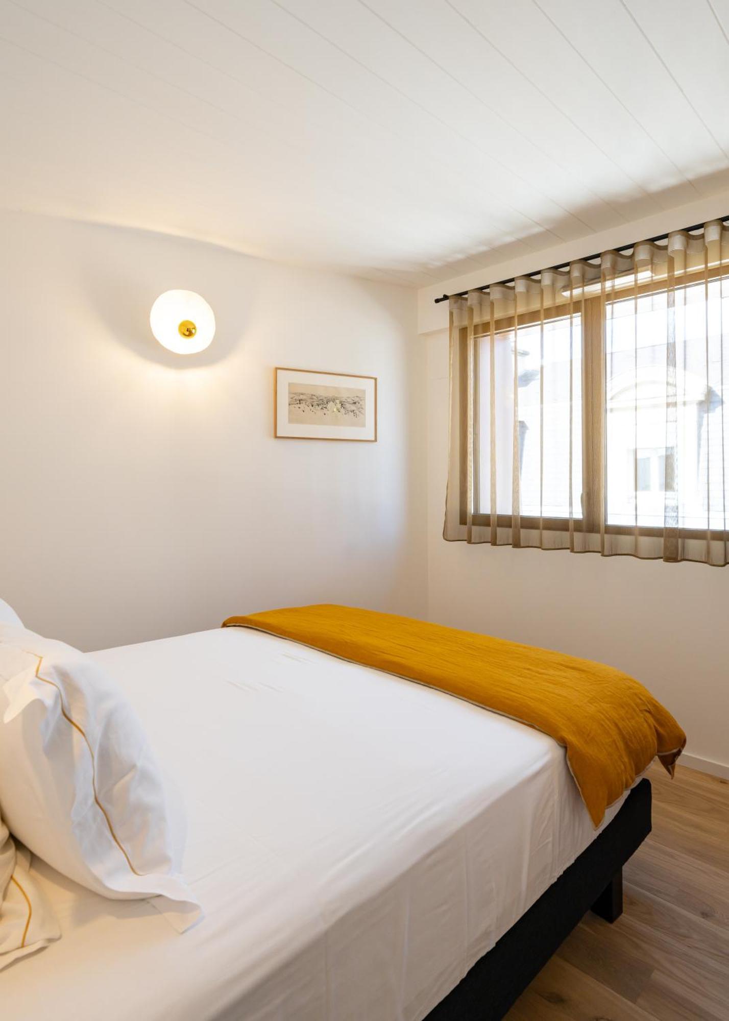 Les Suites 7 Anges - Parking, Vue Cathedrale & Centre Historique แร็งส์ ภายนอก รูปภาพ