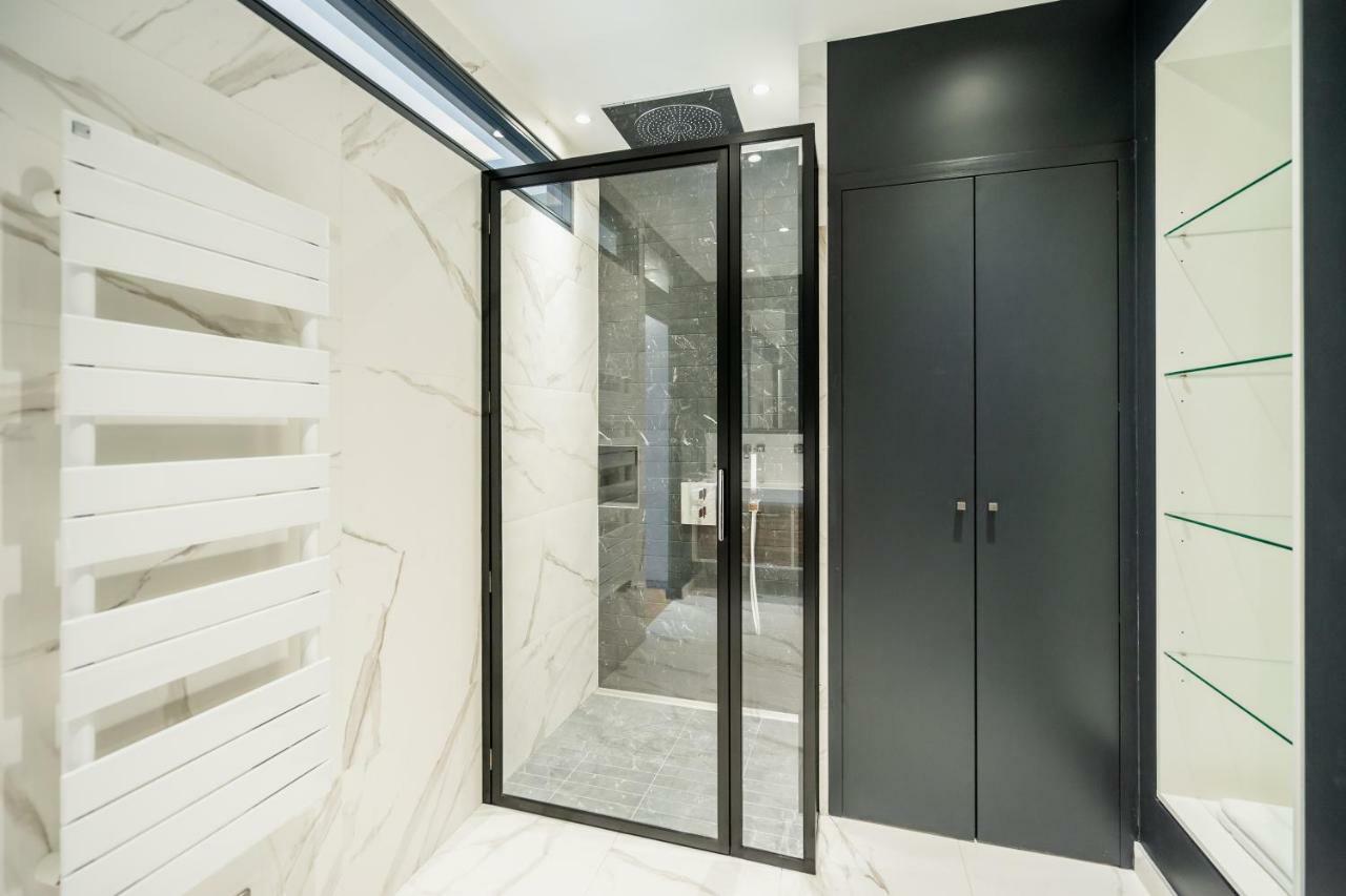 Les Suites 7 Anges - Parking, Vue Cathedrale & Centre Historique แร็งส์ ภายนอก รูปภาพ