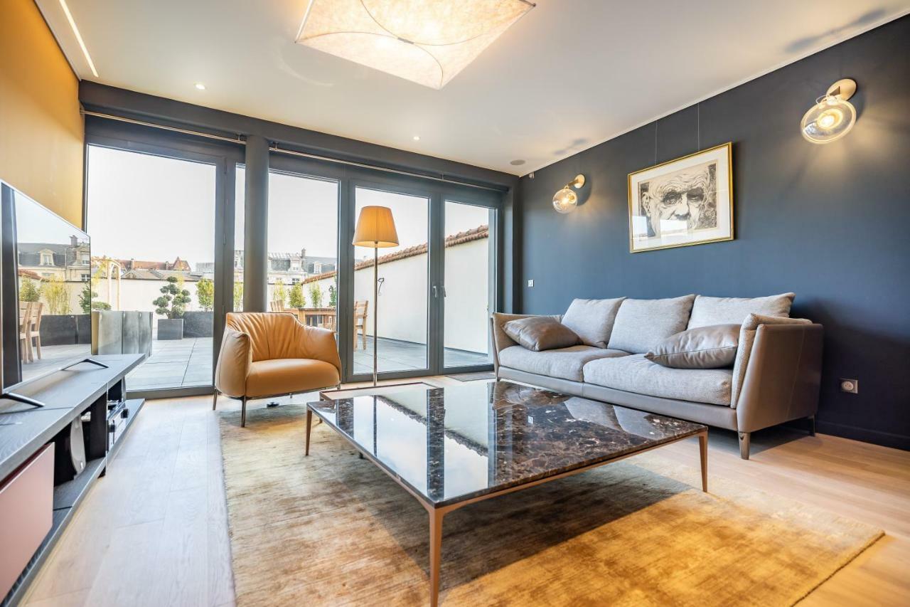 Les Suites 7 Anges - Parking, Vue Cathedrale & Centre Historique แร็งส์ ภายนอก รูปภาพ